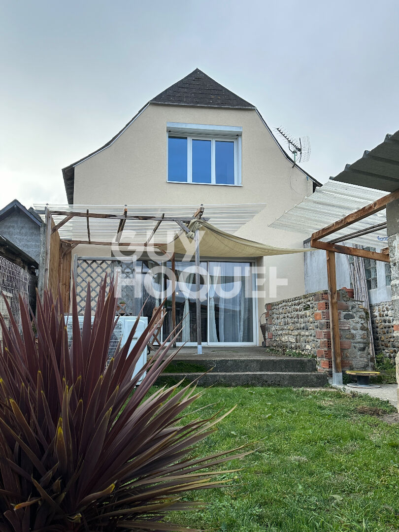 Maison, Monein, 2 pas du centre-ville - 6 pièces, 5 chambres