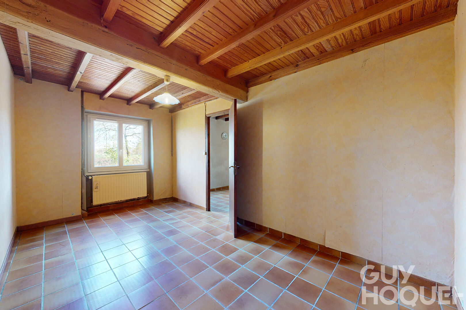 Maison ancienne à rénover avec dépendance en campagne