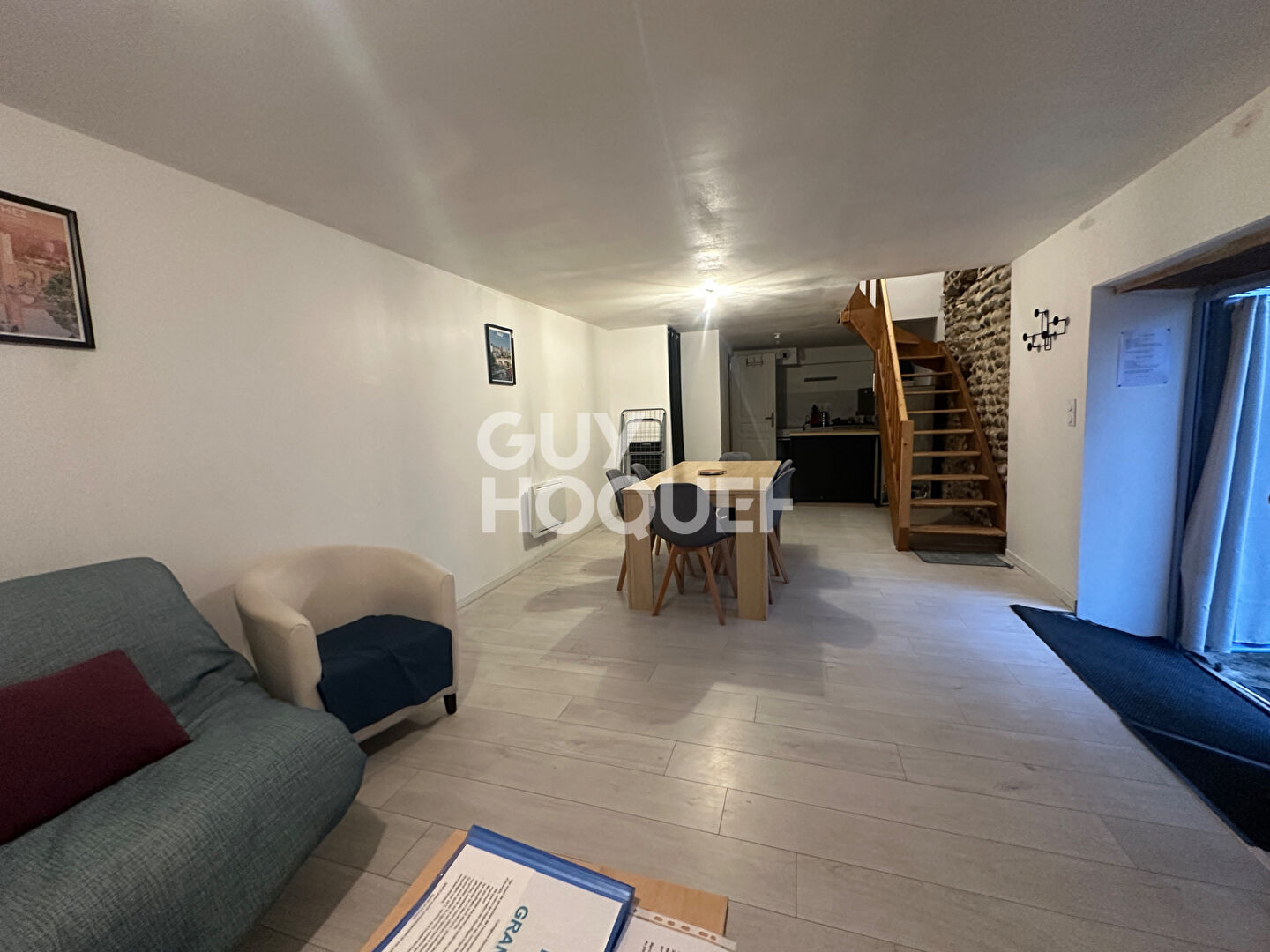 Ensemble immobilier à MONEIN