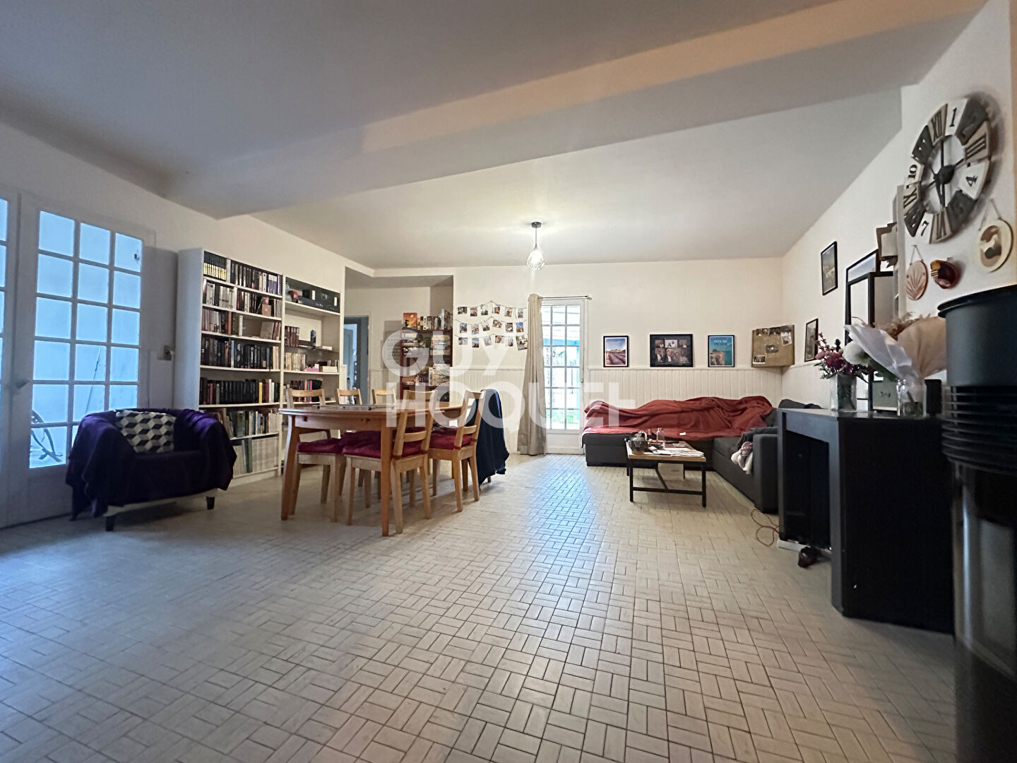 Ensemble immobilier à MONEIN