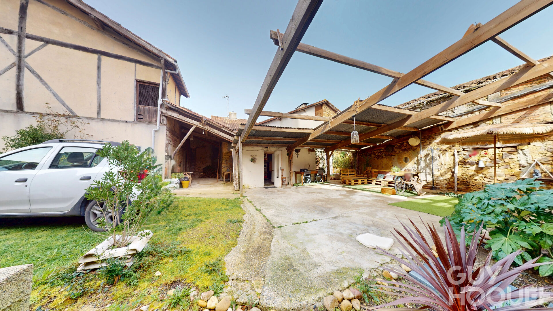 Maison de caractère de 150 m² avec dépendance