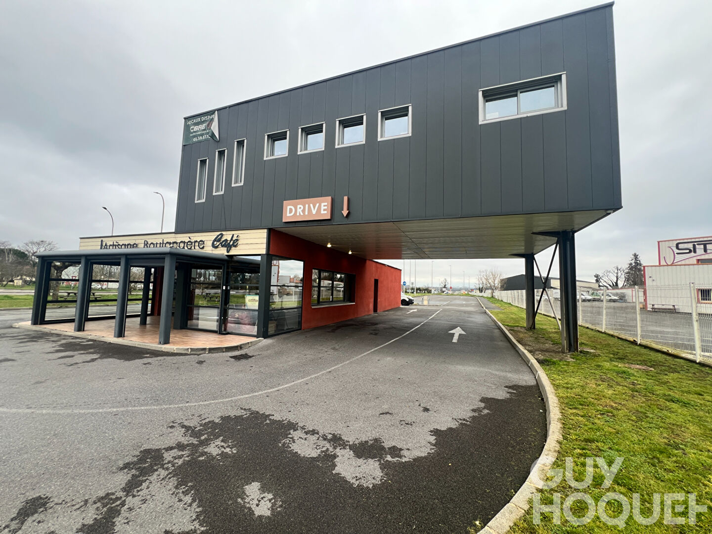 Local commercial Mourenx 190 m2