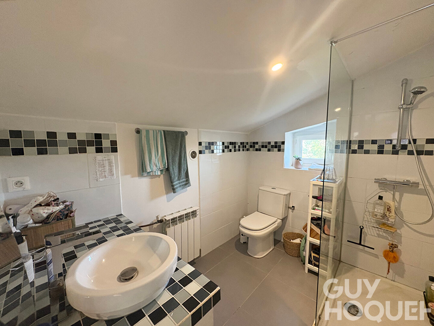 Maison de caractère rénové avec jardin