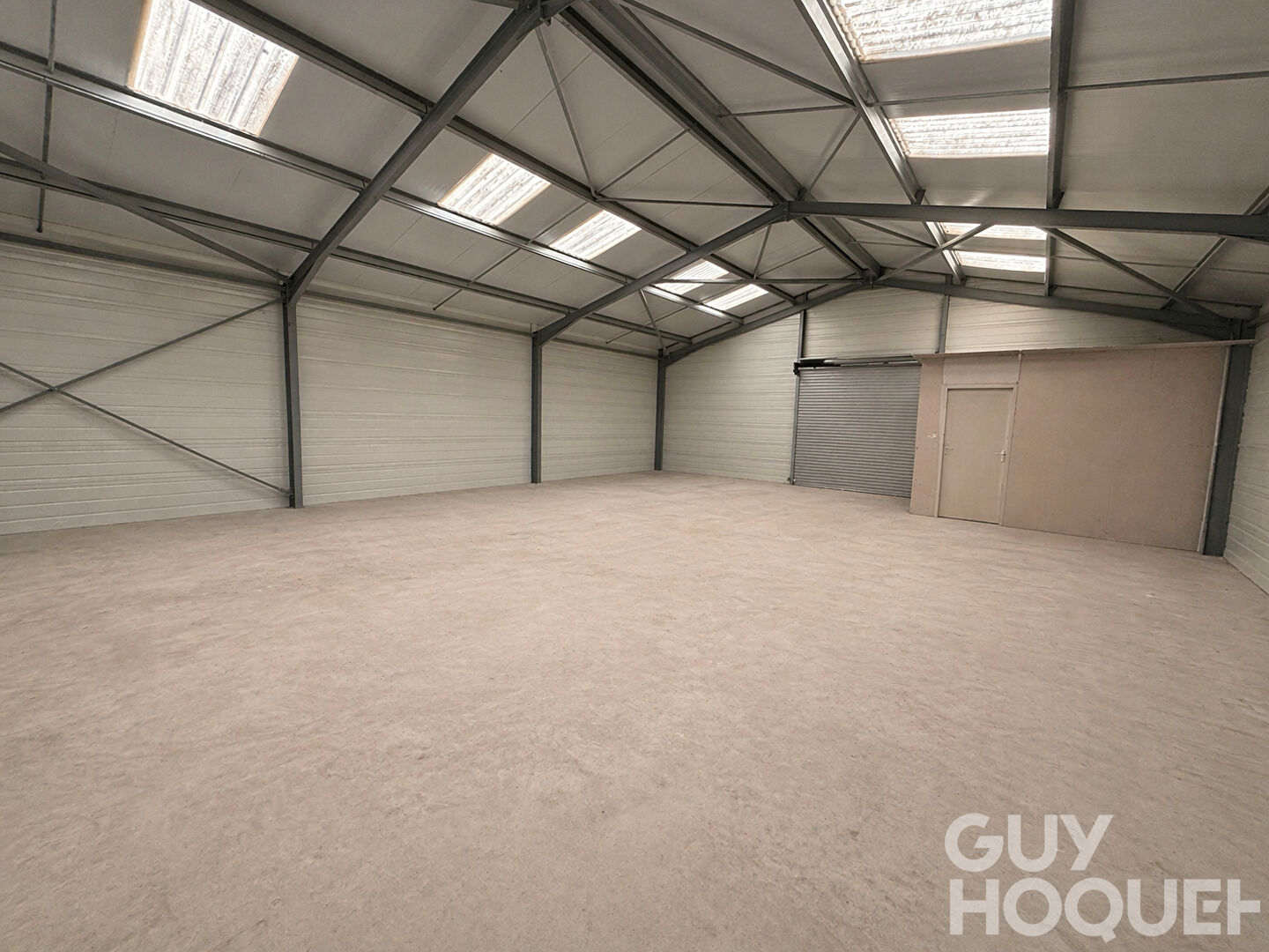 Entrepôt / local industriel Mazerolles