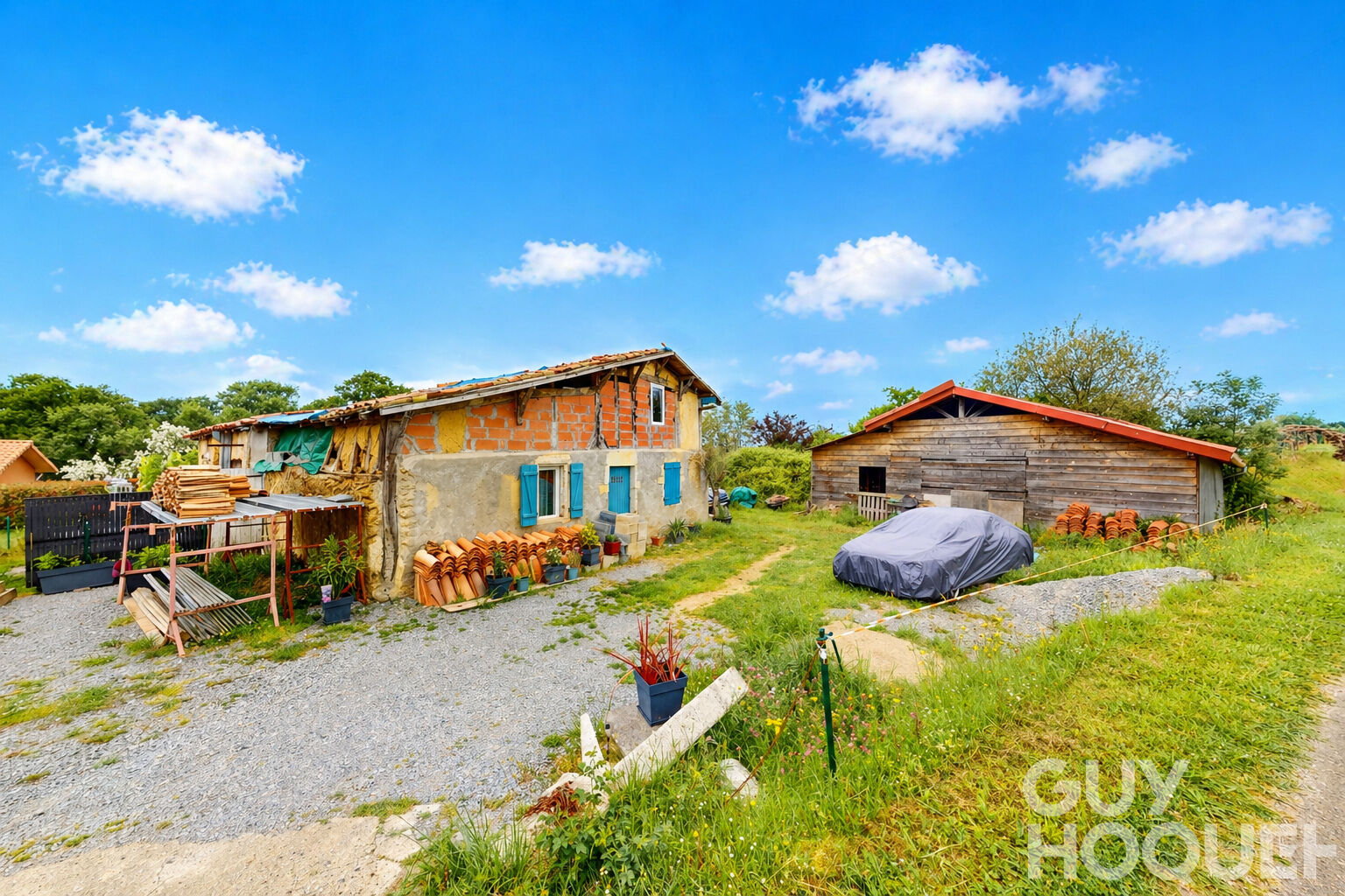 Maison de campagne à rénover avec 1,3 ha