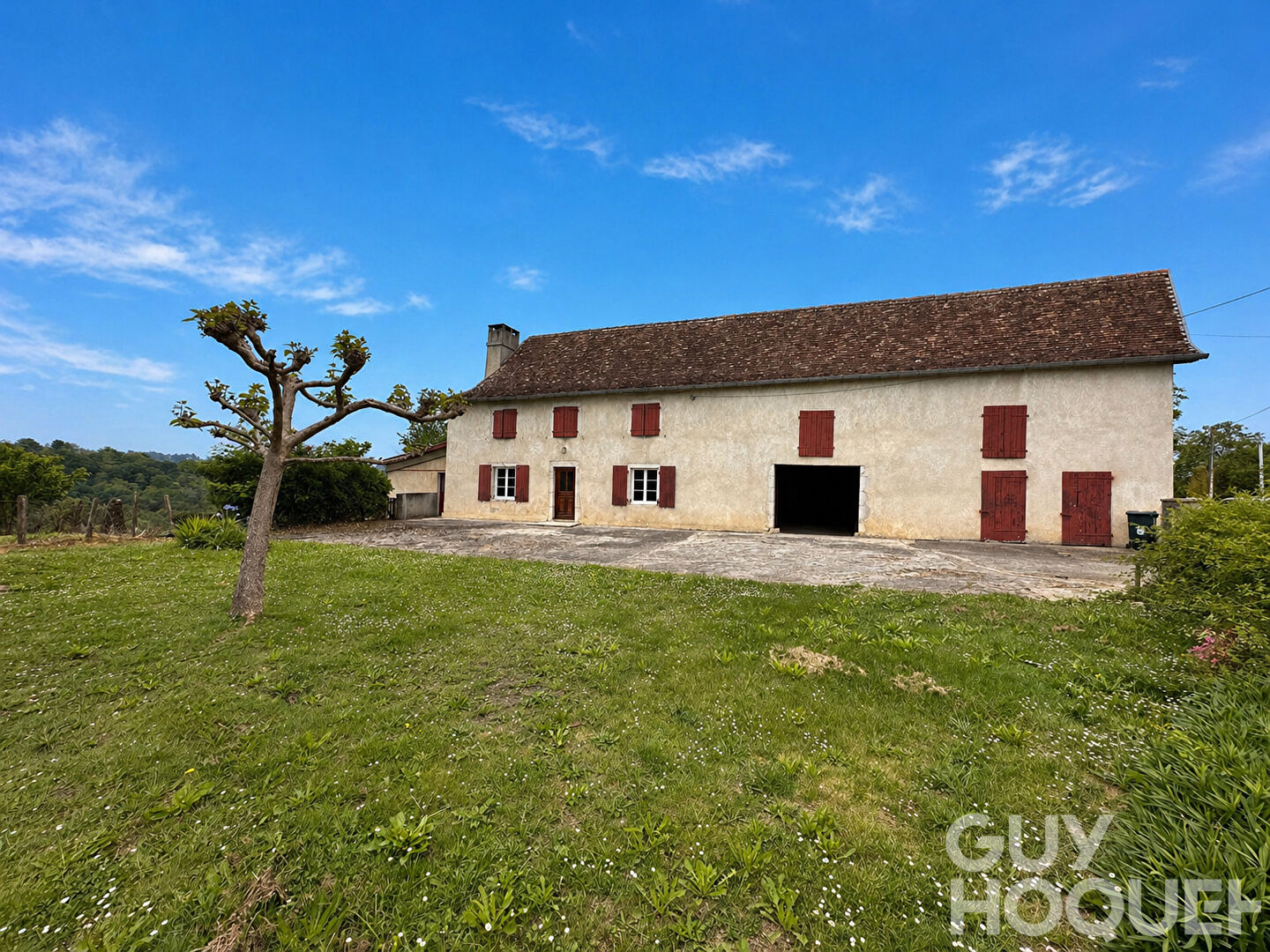 Propriété avec dépendances proche d'ORTHEZ avec 16 hectares