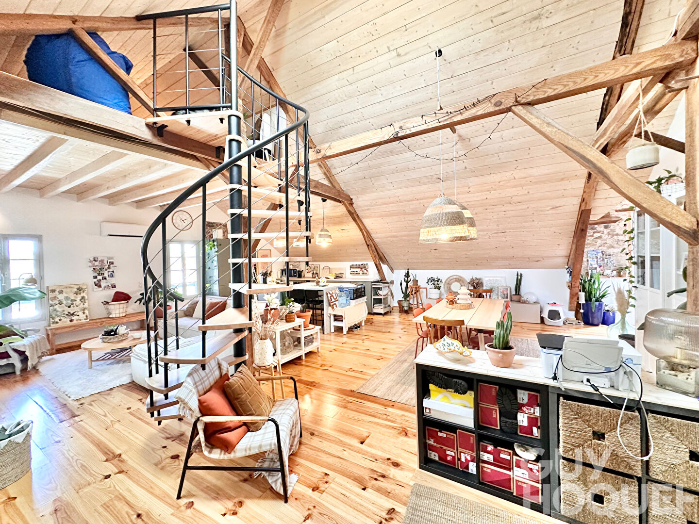 Appartement T2 bis entièrement rénové proche d'ORTHEZ
