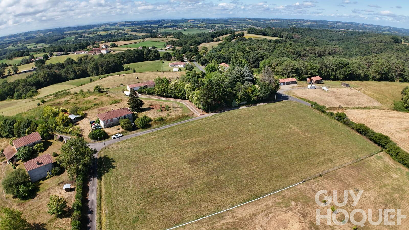 Terrain Bassercles 7530 m2 · 63 500 €