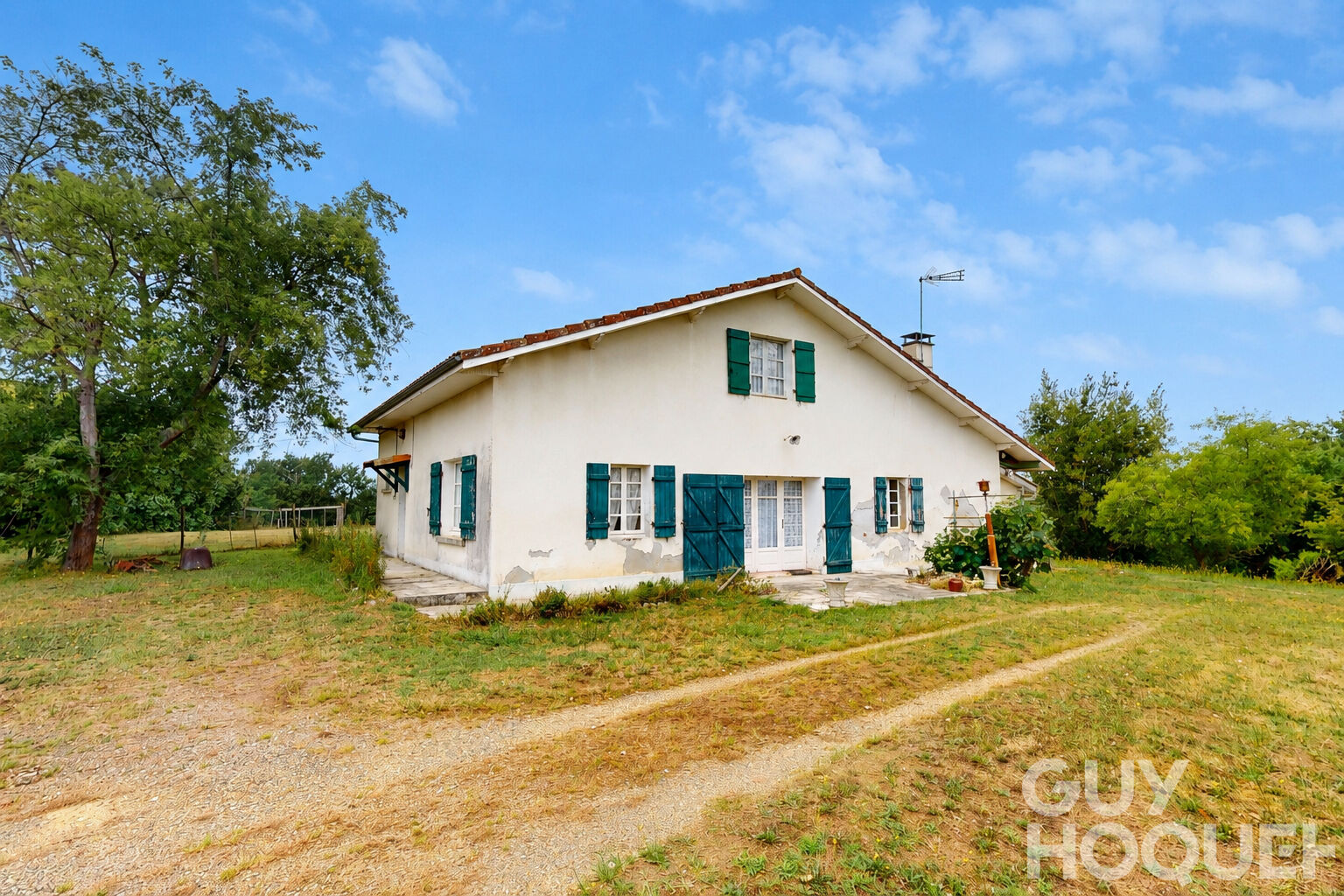 Maison ancienne à rénover 154 m²  avec 3 hectares de terrain