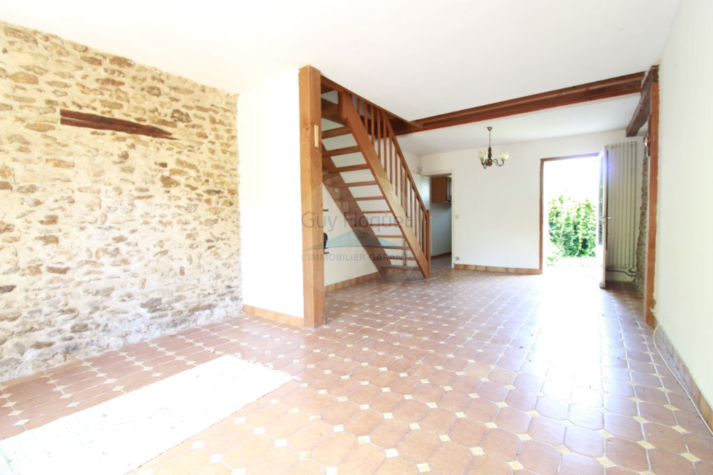 Maison beau potentiel à Fontenailles