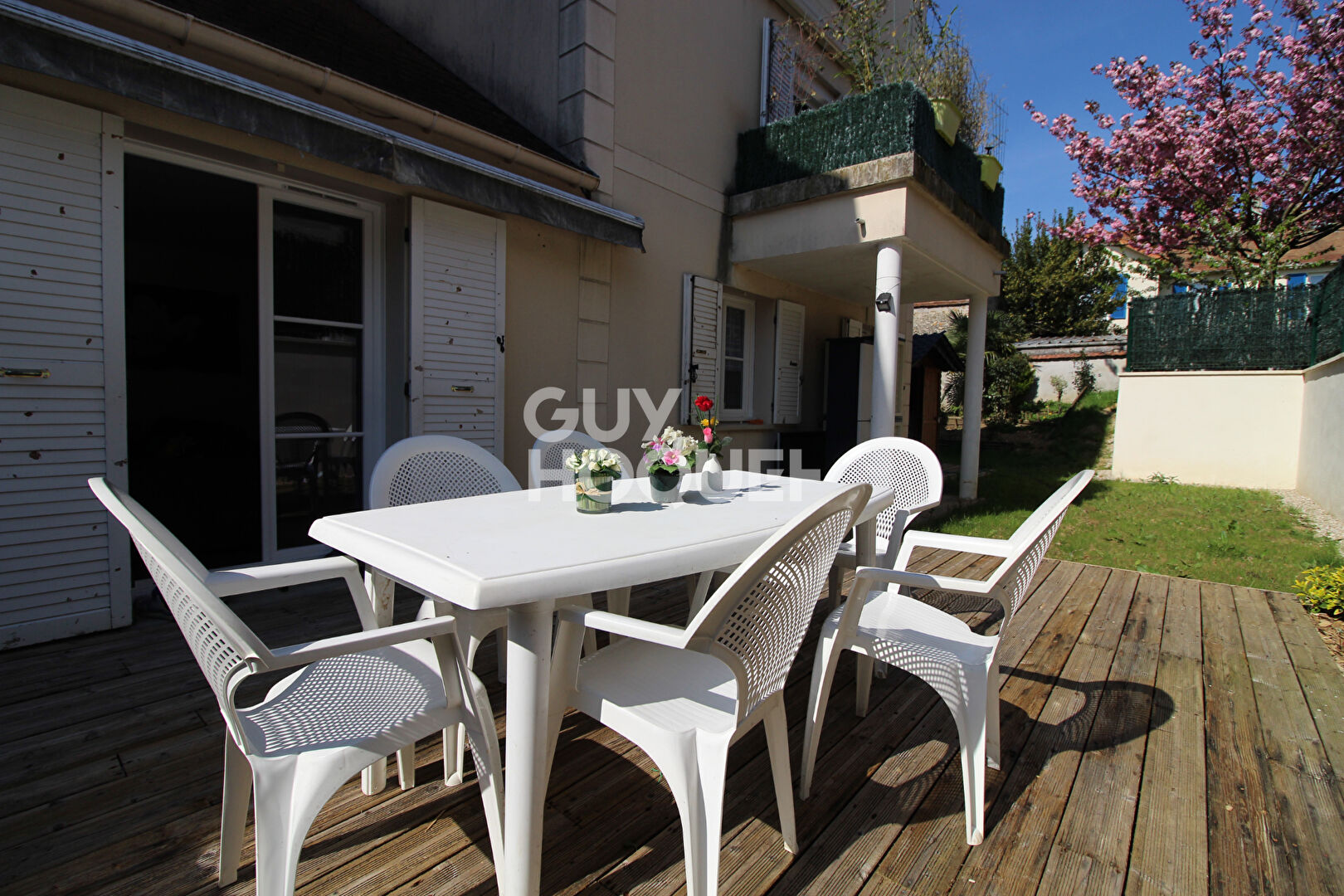 À vendre Charmant appartement avec jardin à Guignes