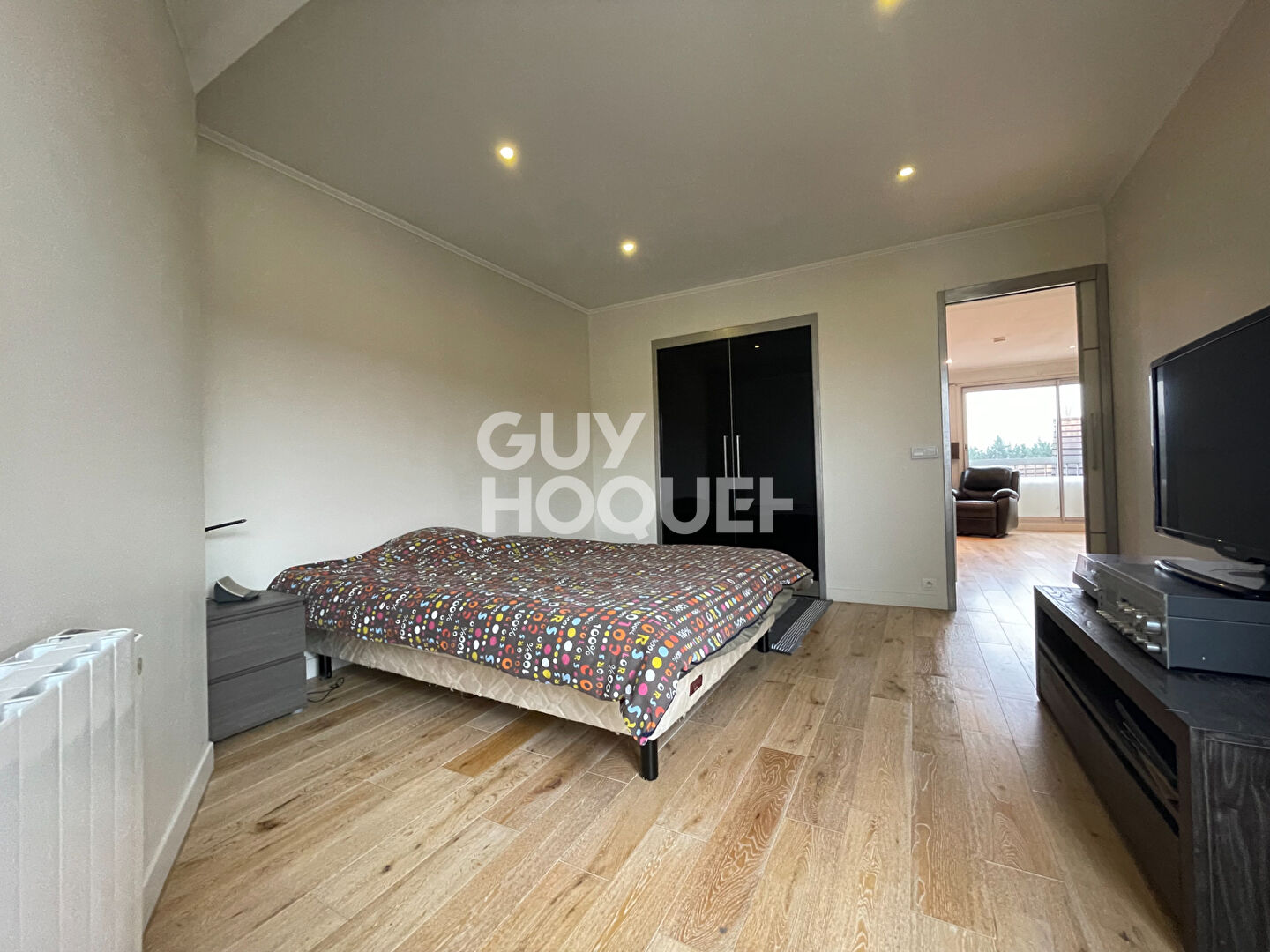 DUPLEX CENTRE VILLE OZOIR