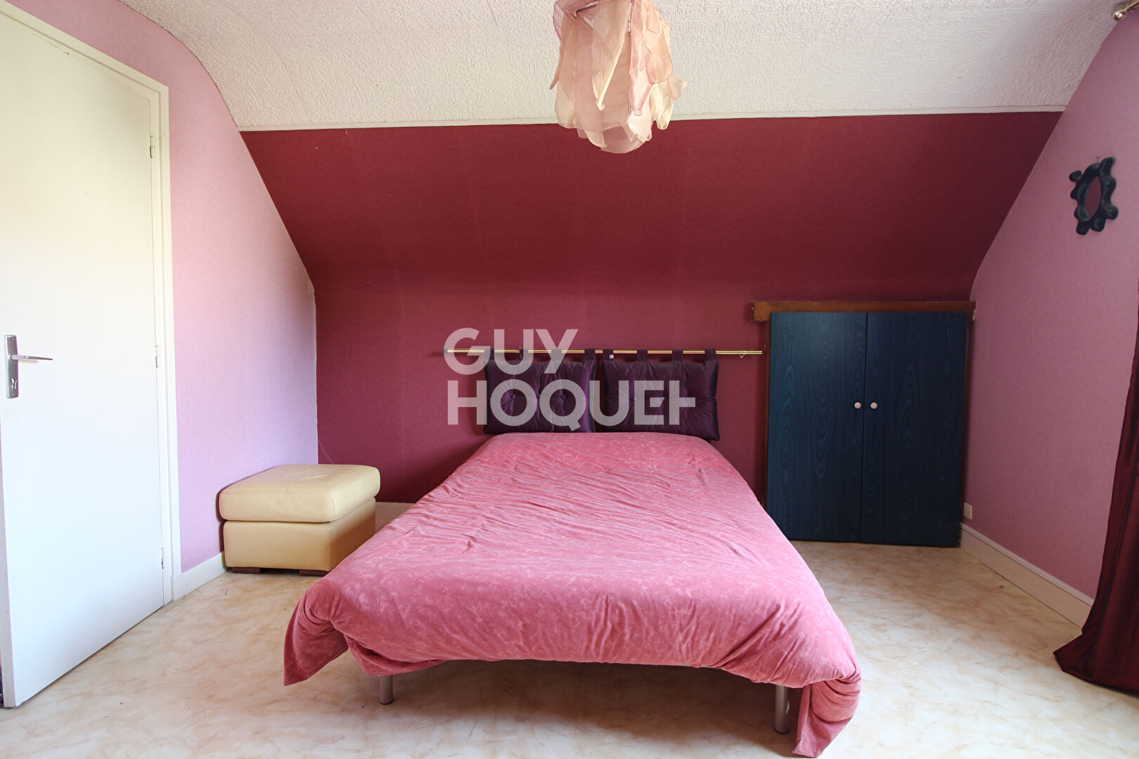 À VENDRE  Charmante maison avec dépendance à Verneuil-l'Étang