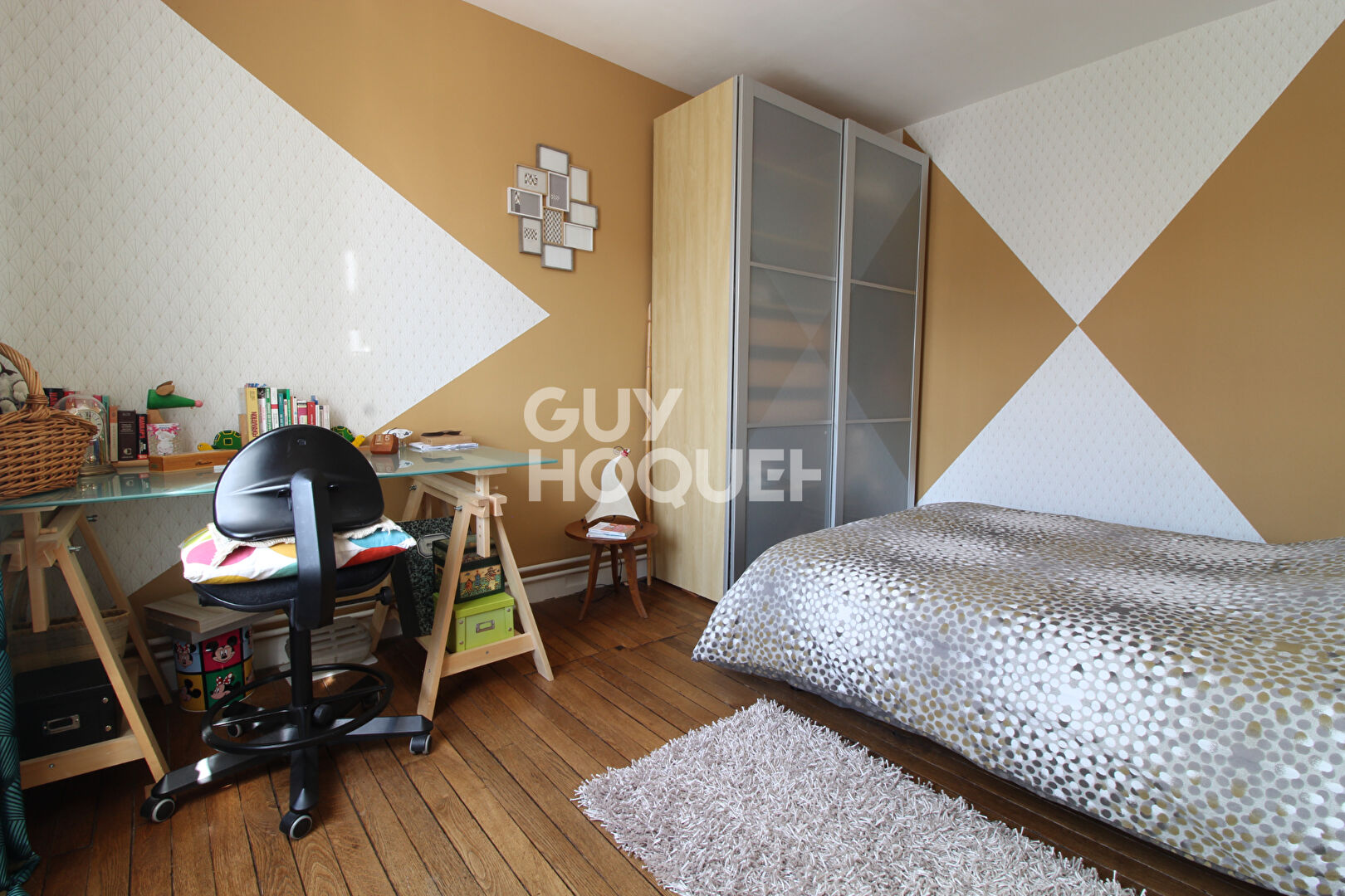 À vendre Belle meulière à Verneuil-l'Étang