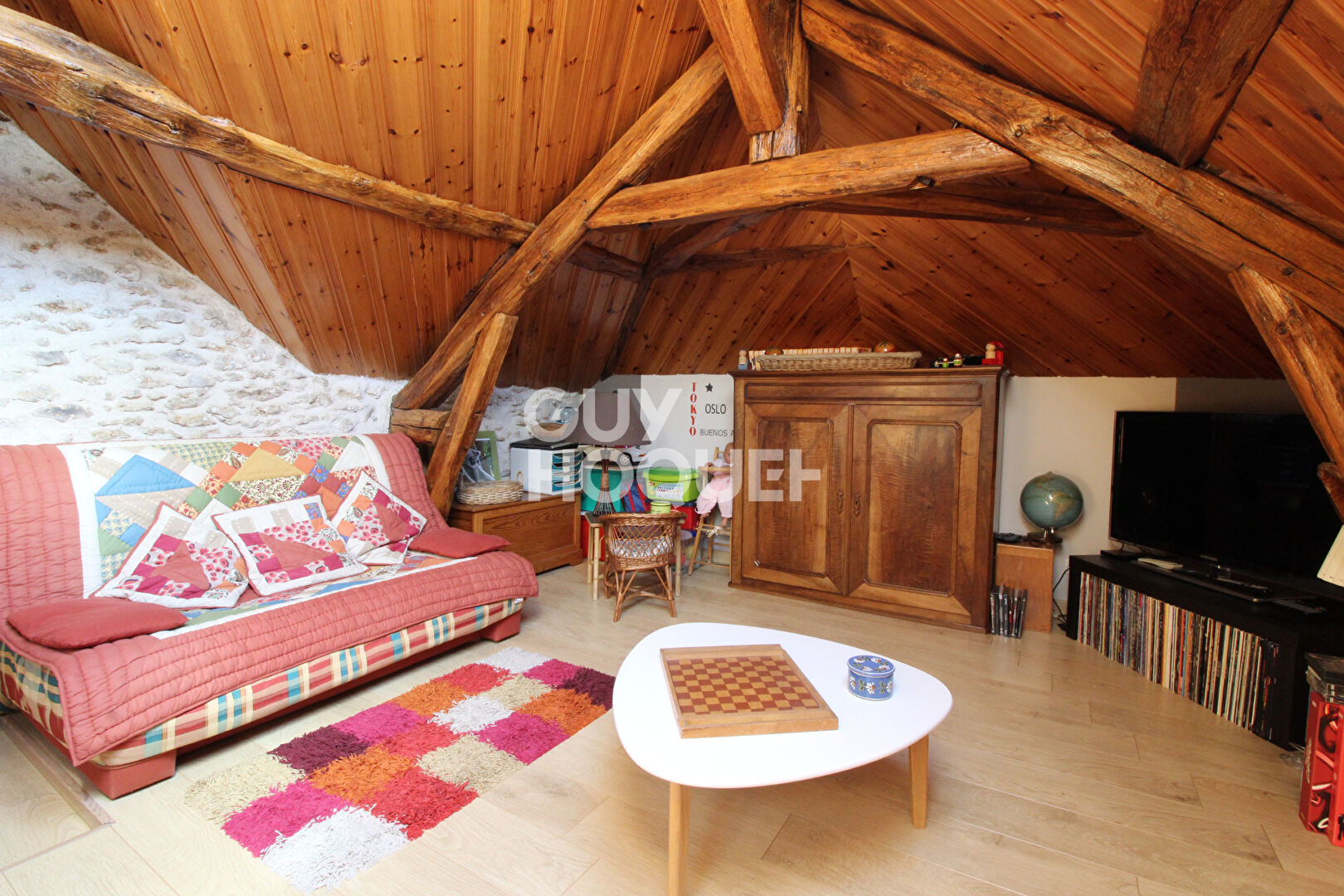 À vendre Belle meulière à Verneuil-l'Étang