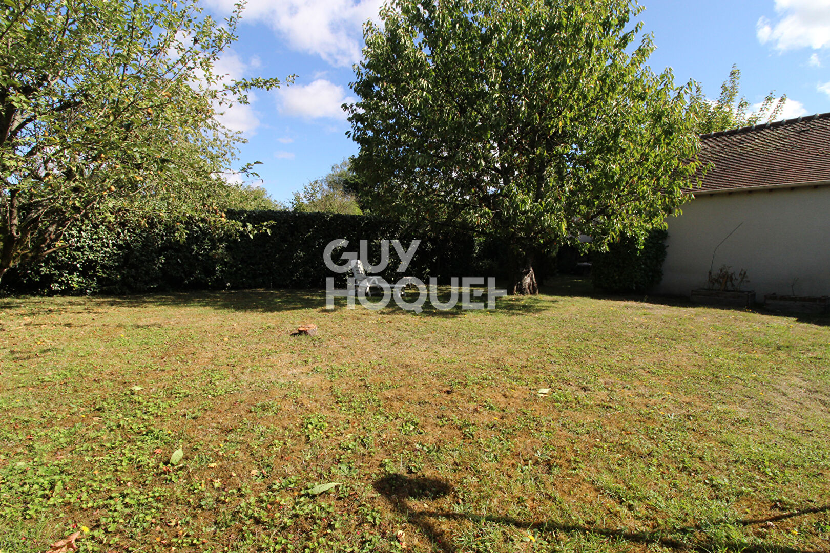 À vendre Belle meulière à Verneuil-l'Étang