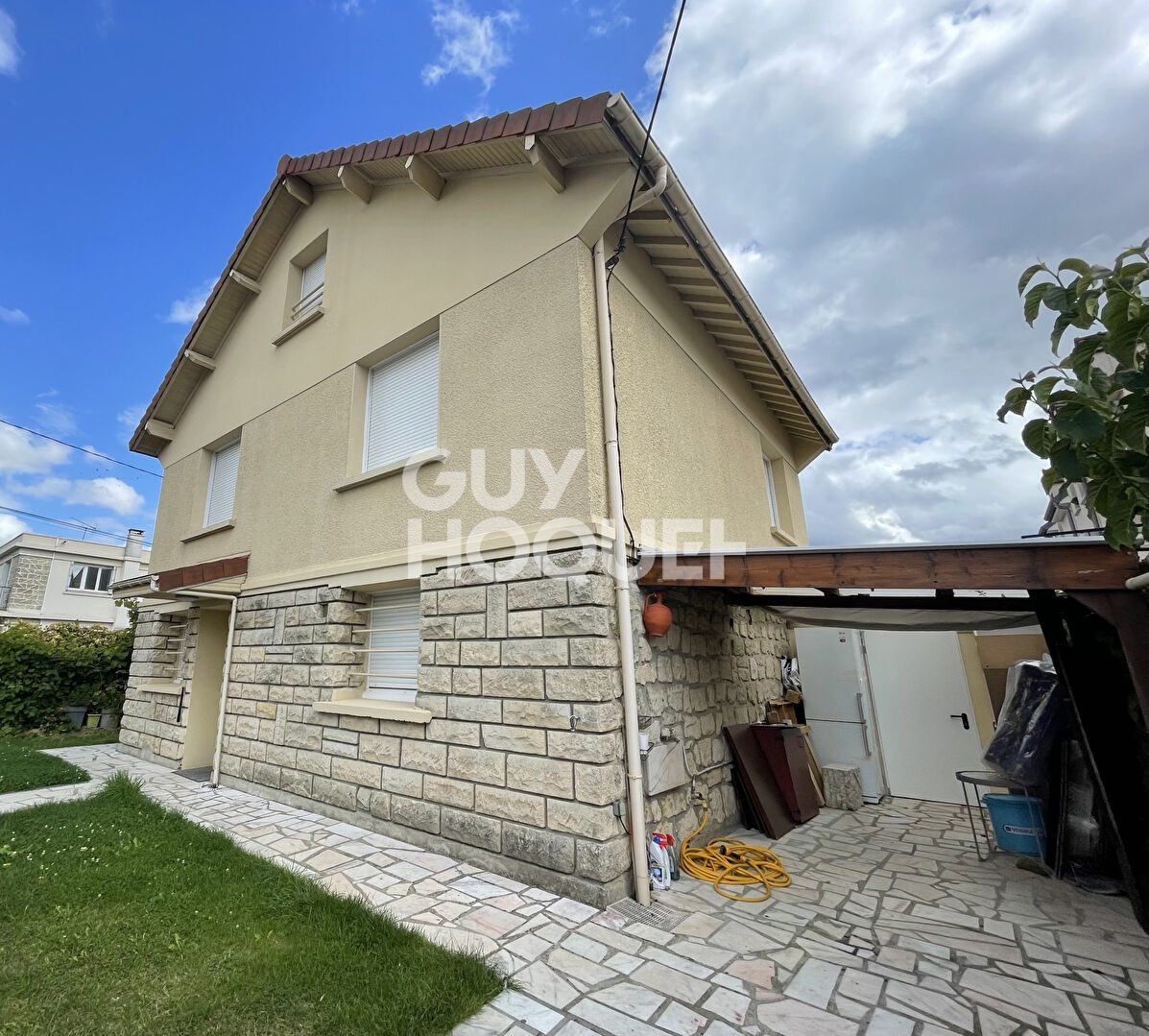 Maison 5 pieces  Roissy en Brie 124 M2