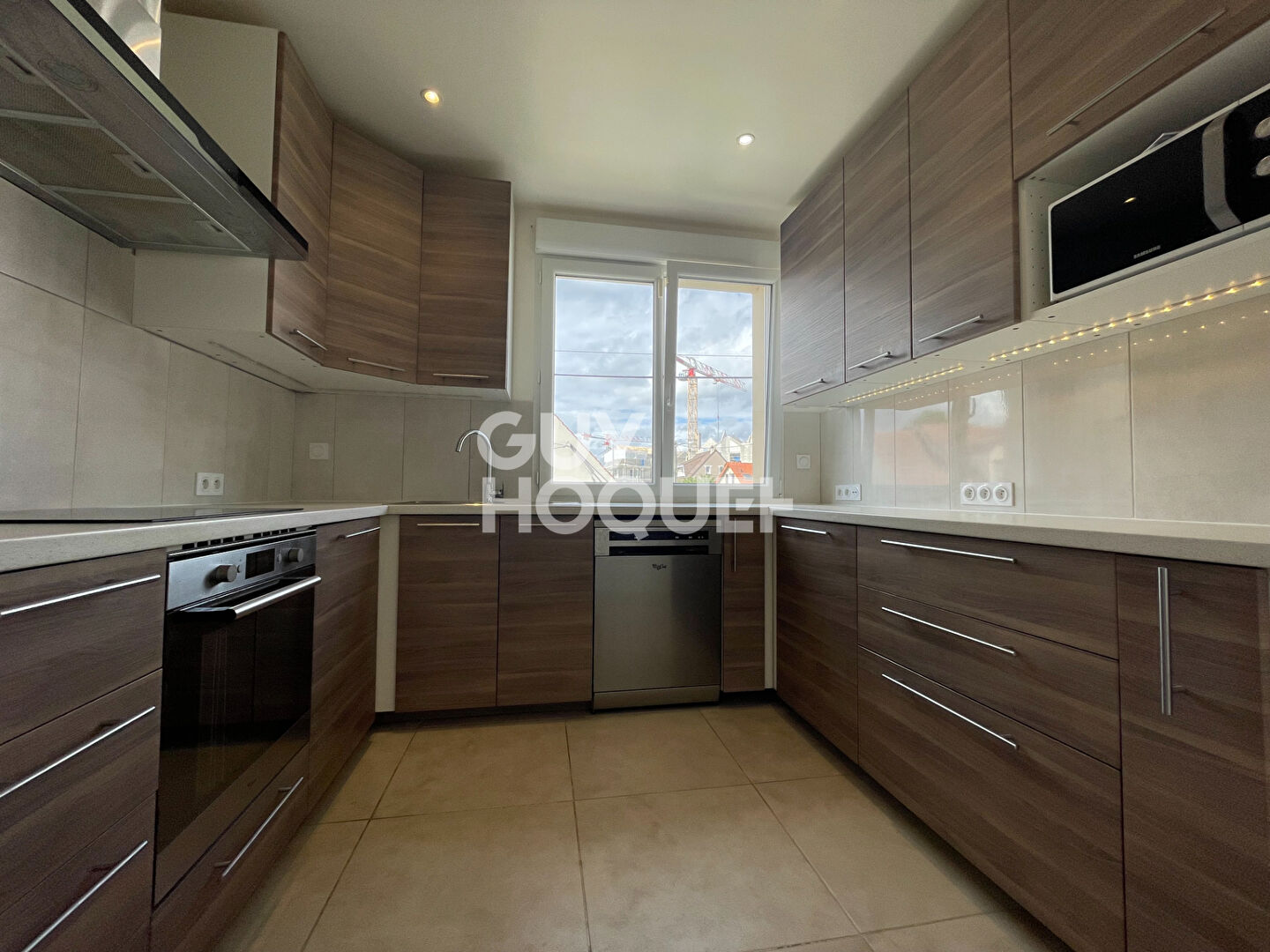 Maison 5 pieces  Roissy en Brie 124 M2