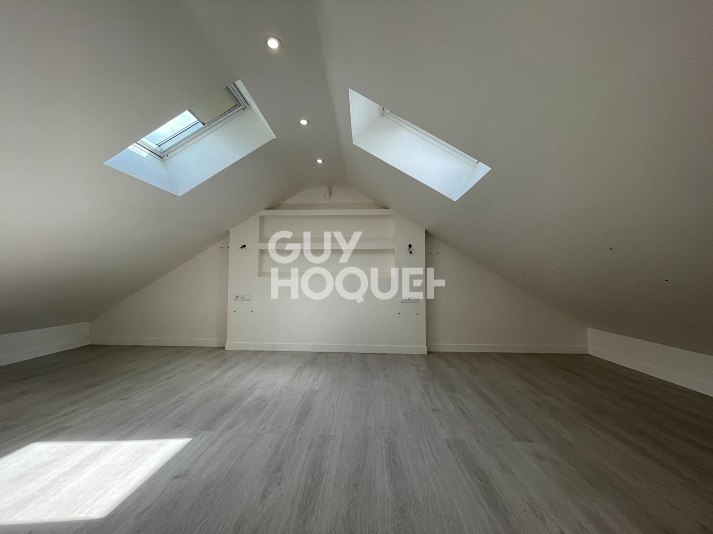 Maison 5 pieces  Roissy en Brie 124 M2