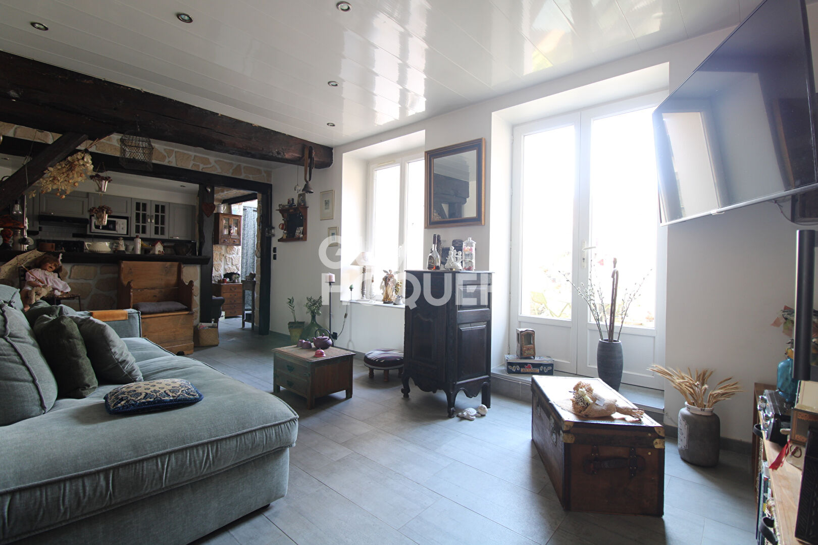 Appartement F4 avec jardin et garage