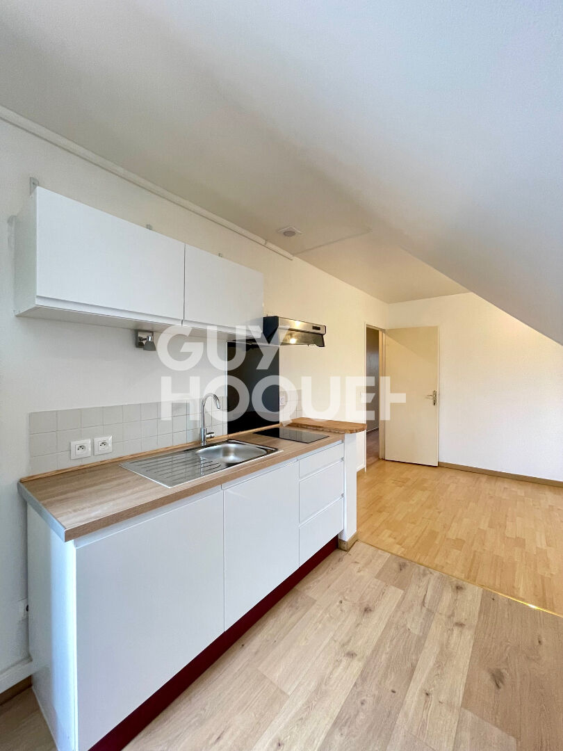 GRISY-SUISNES : APPARTEMENT AVEC JARDIN