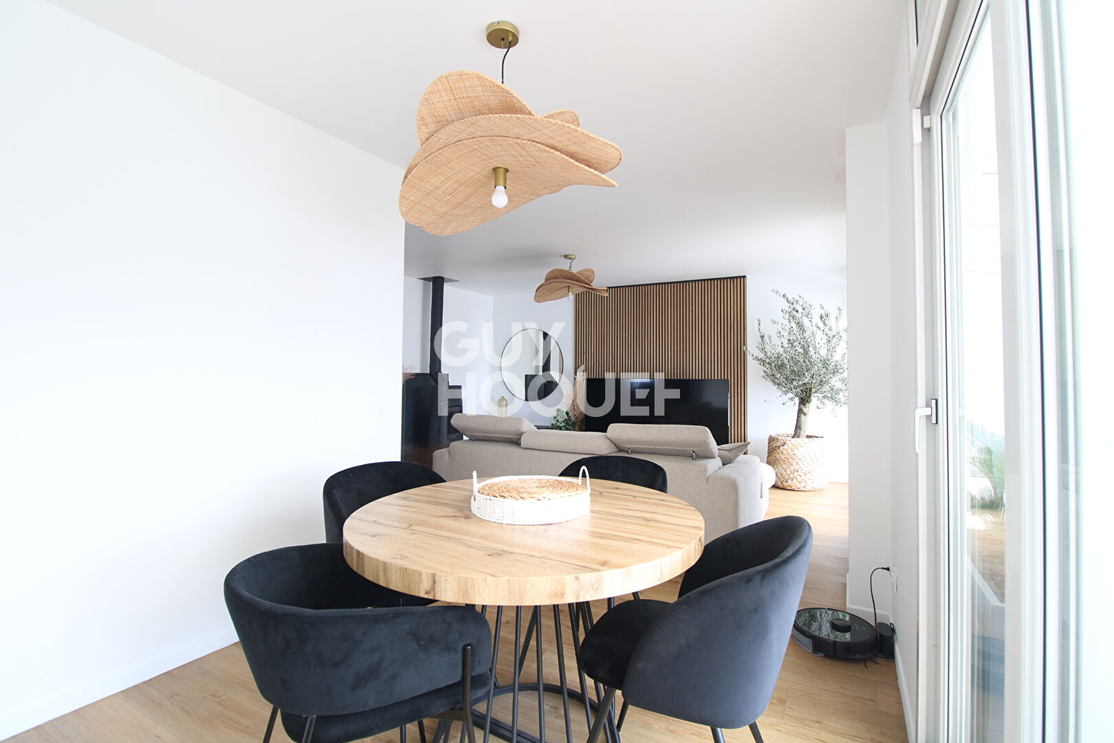 Maison Brie Comte Robert