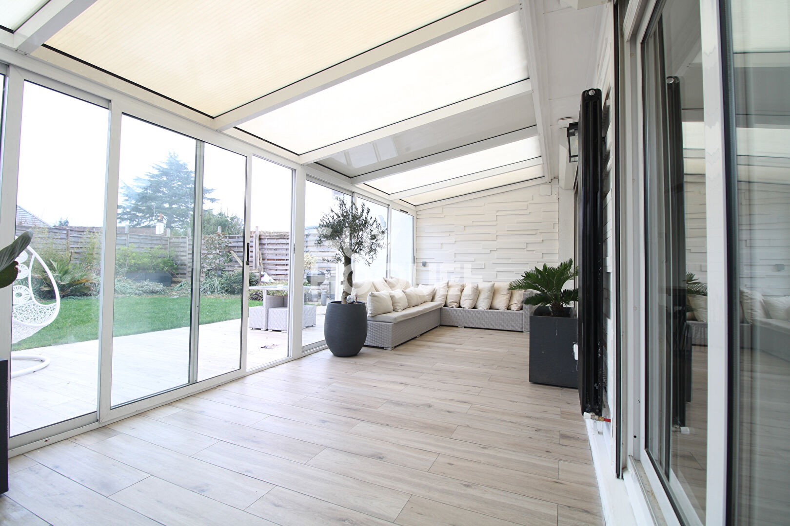 Maison Brie Comte Robert