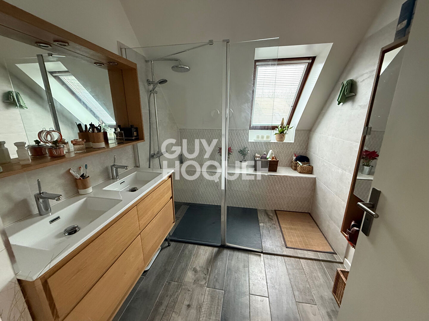 Maison Servon 6 pièce(s) 227 m2 utiles