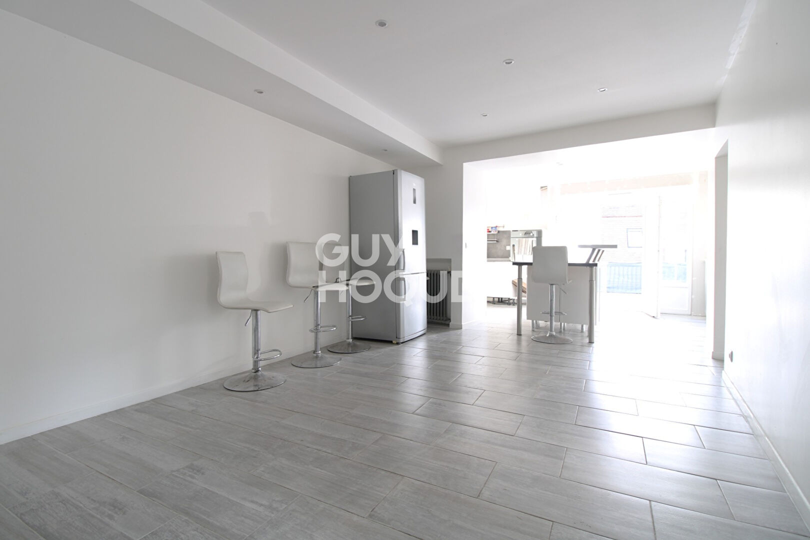 SOIGNOLLES EN BRIE - 7 pièces - 211m²