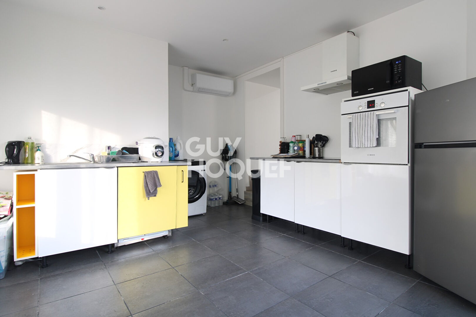 SOIGNOLLES EN BRIE - 7 pièces - 211m²