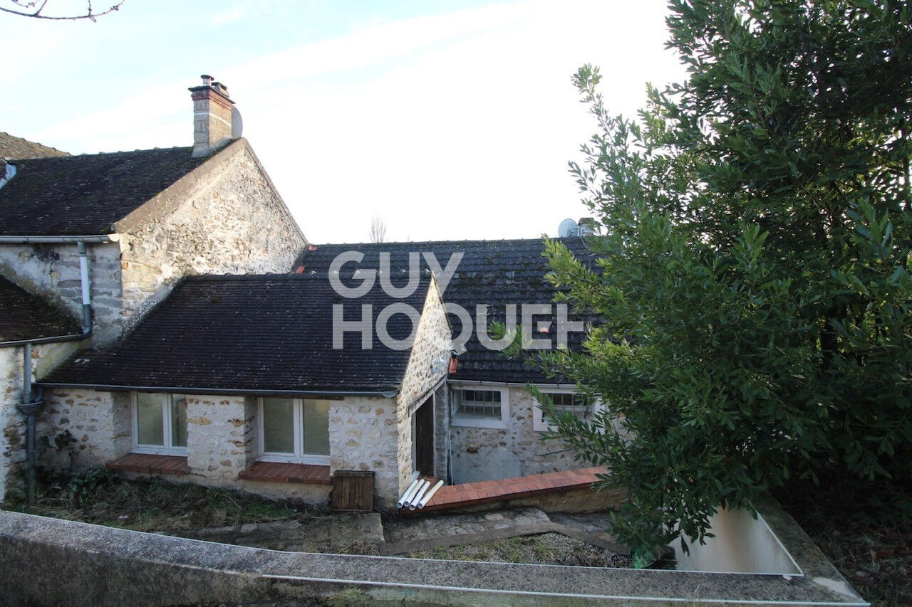 SOIGNOLLES EN BRIE - 7 pièces - 211m²