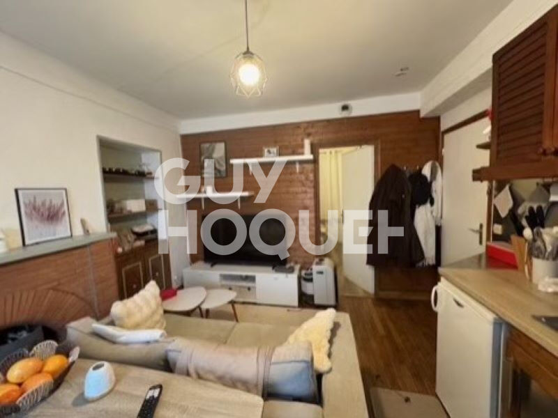 GUIGNES : CENTRE-VILLE