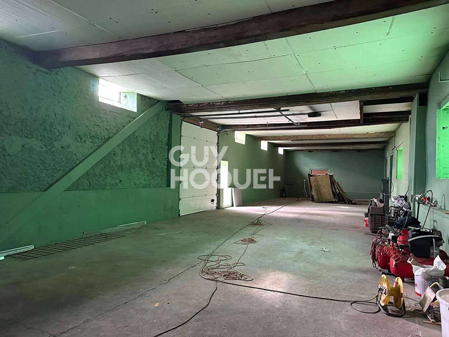 Local d'activité Grisy Suisnes 328 m2