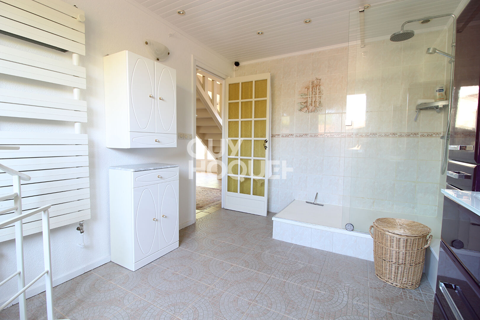 À VENDRE  Charmante maison avec dépendance à Verneuil-l'Étang