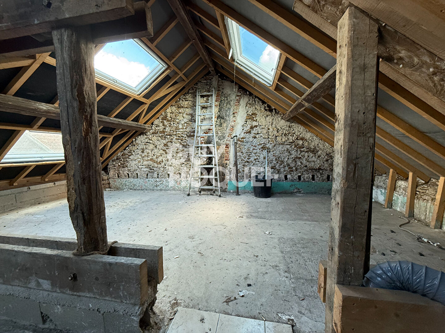 Immeuble Grisy Suisnes