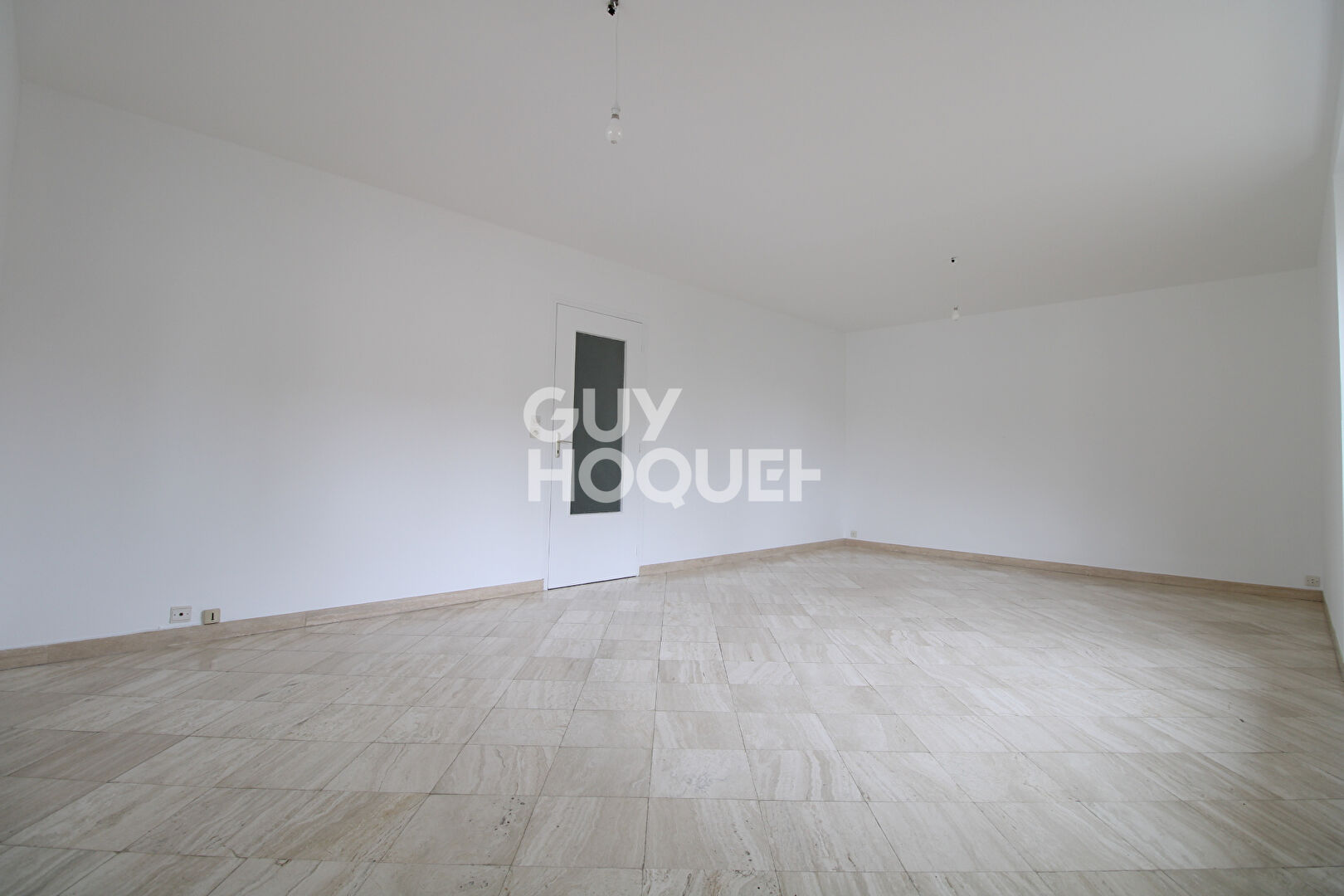 MAISON COMPOSEE DE DEUX APPARTEMENTS