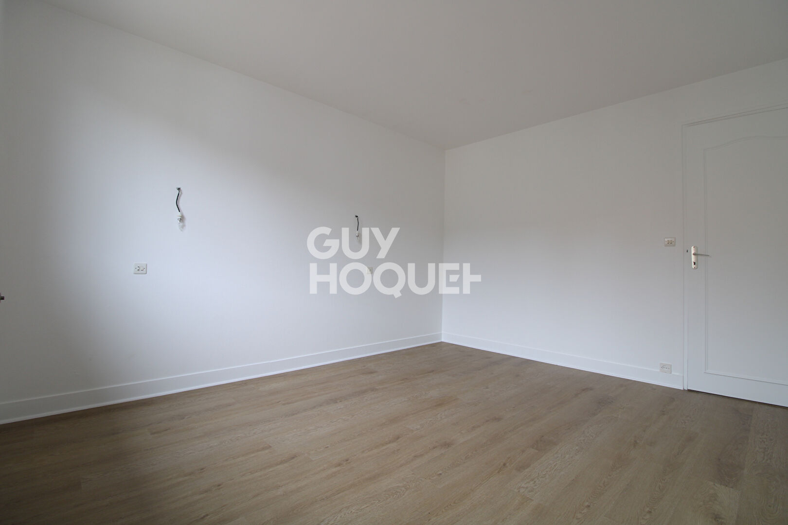MAISON COMPOSEE DE DEUX APPARTEMENTS