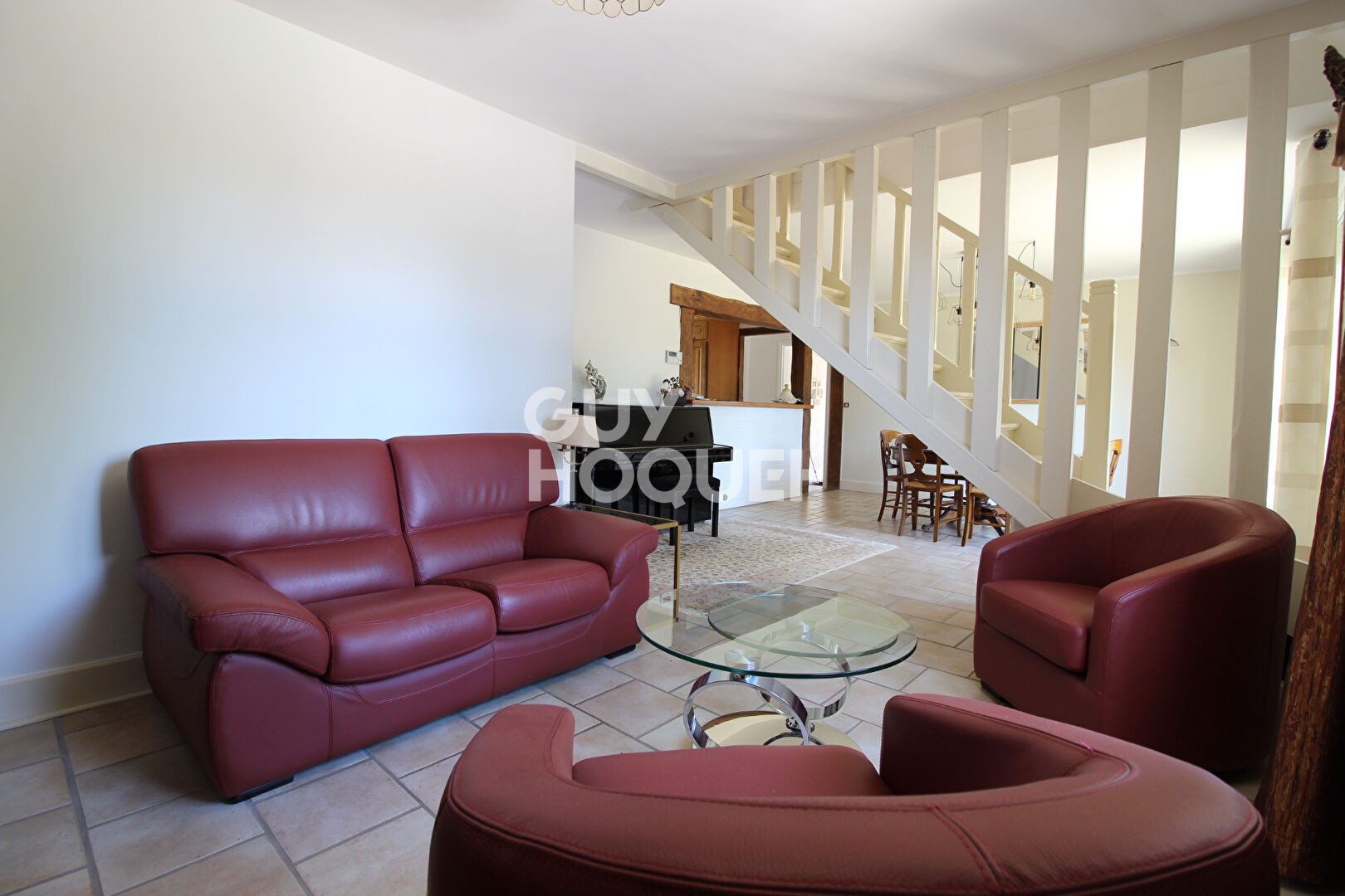 À VENDRE  Charmante maison avec dépendance à Verneuil-l'Étang