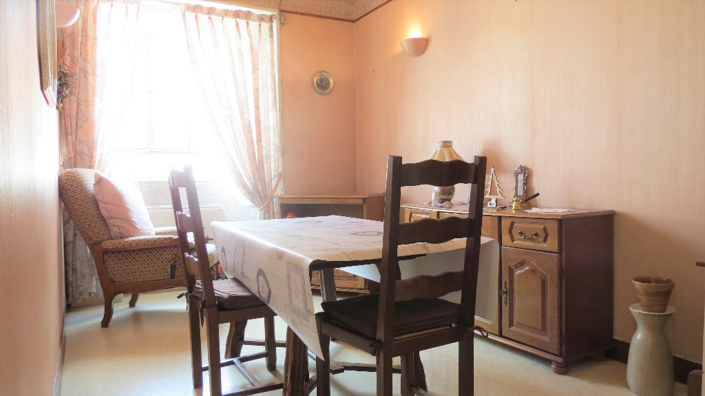 Maison 3 pièces d'environ 56 m² à vendre à ROISSY EN BRIE (77680).