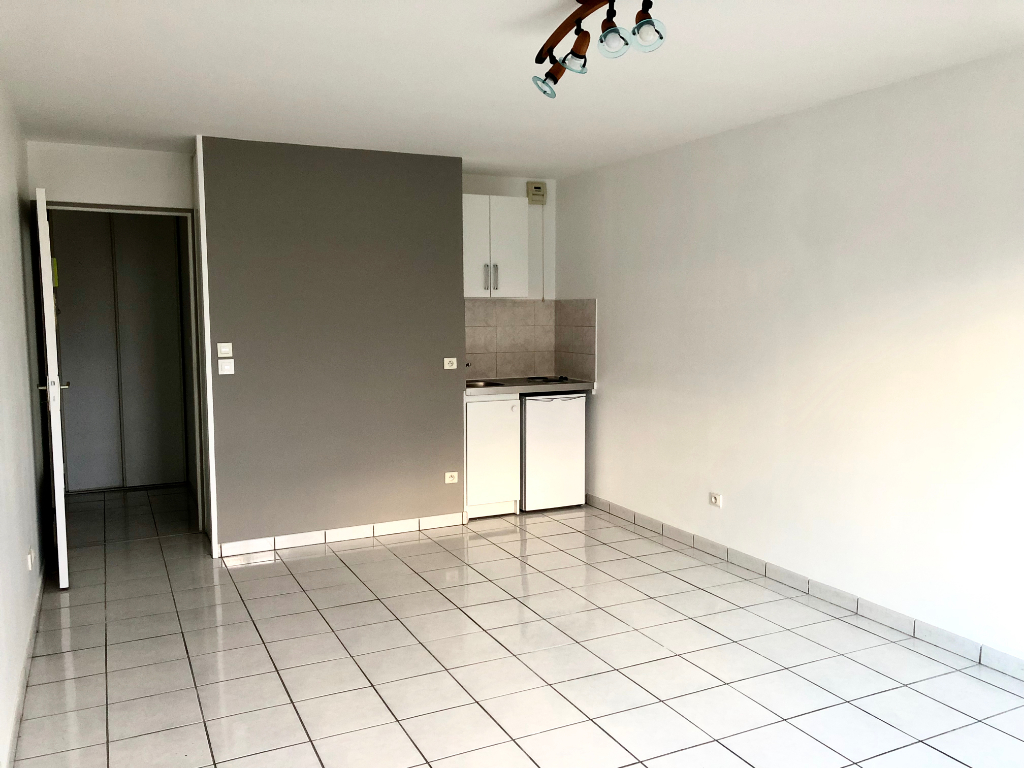 Appartement de 1 pièce à louer à LA QUEUE EN BRIE (94510).
