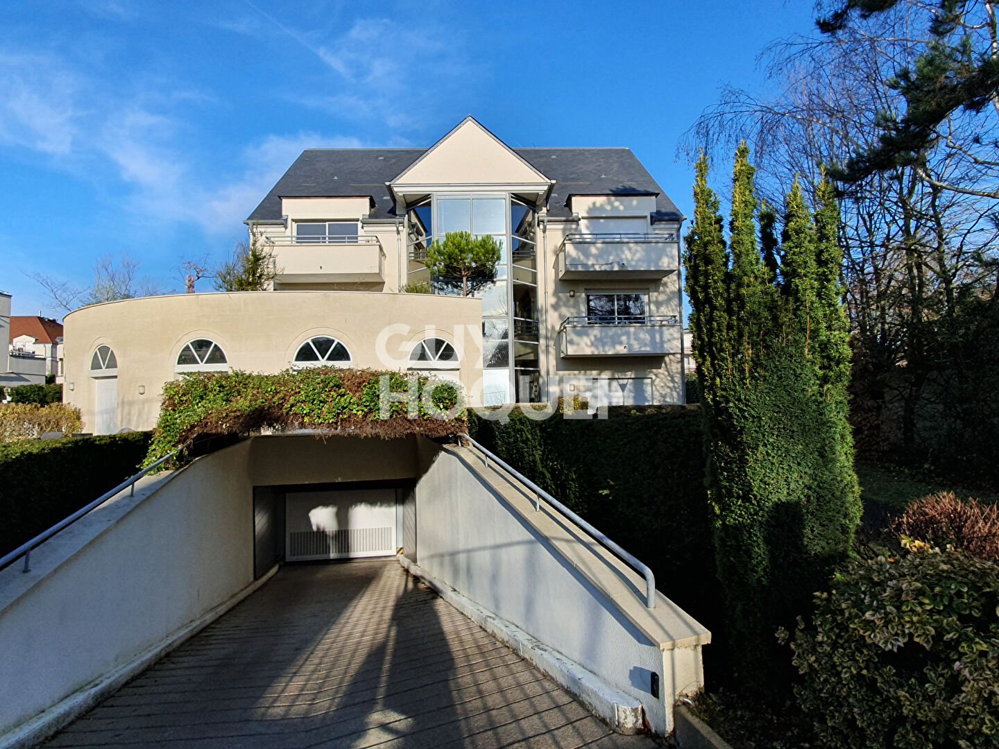 VENTE : appartement 2 pièces (49 m²) à OZOIR LA FERRIERE