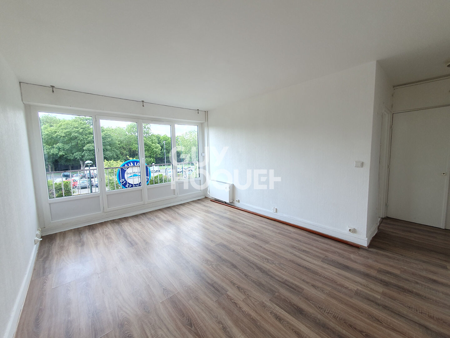 LOCATION : appartement rénové 2 pièces (44 m²) aux Moulins de Chennevières
