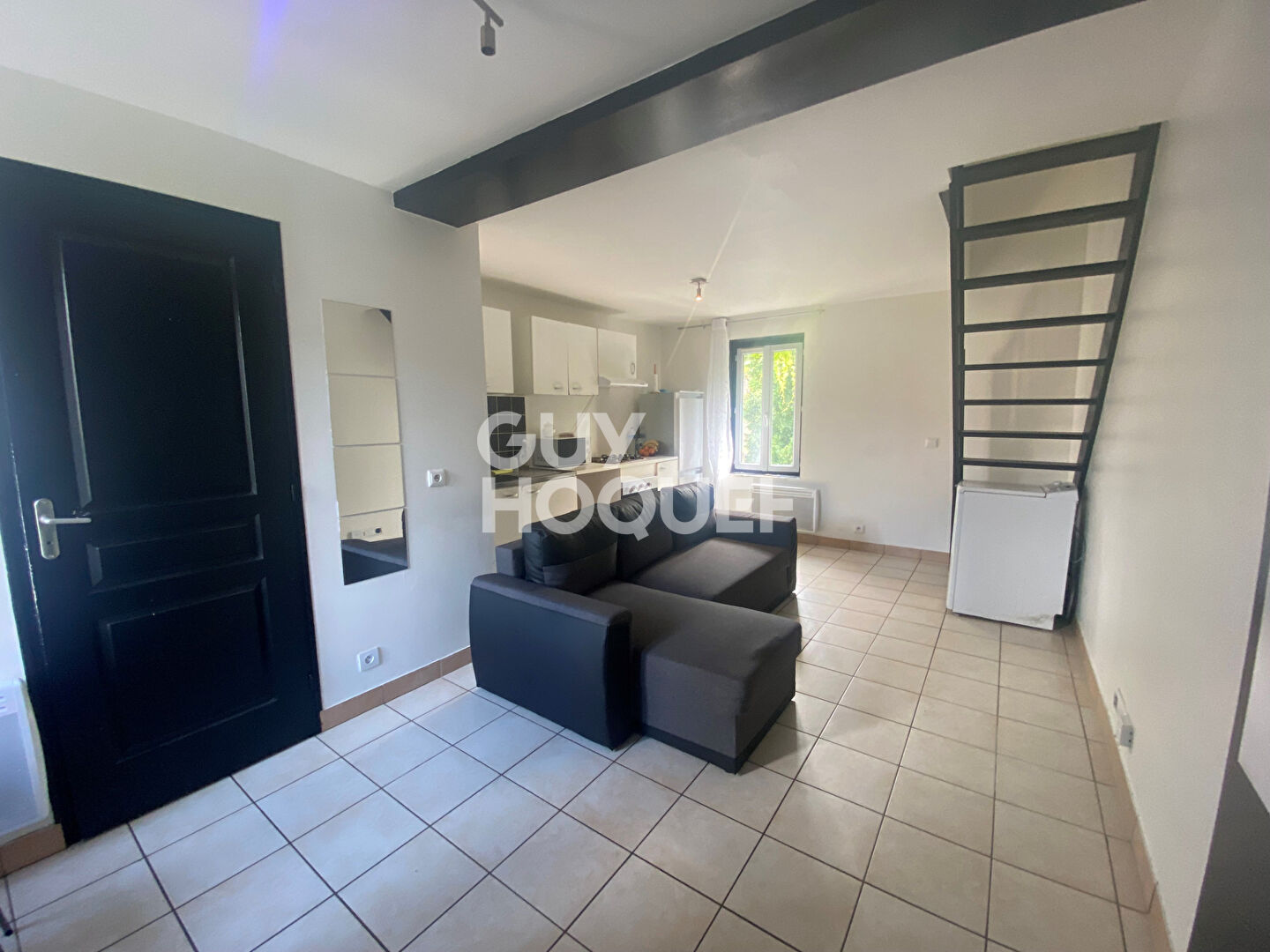LOCATION : appartement T2 (28 m²) à EMERAINVILLE