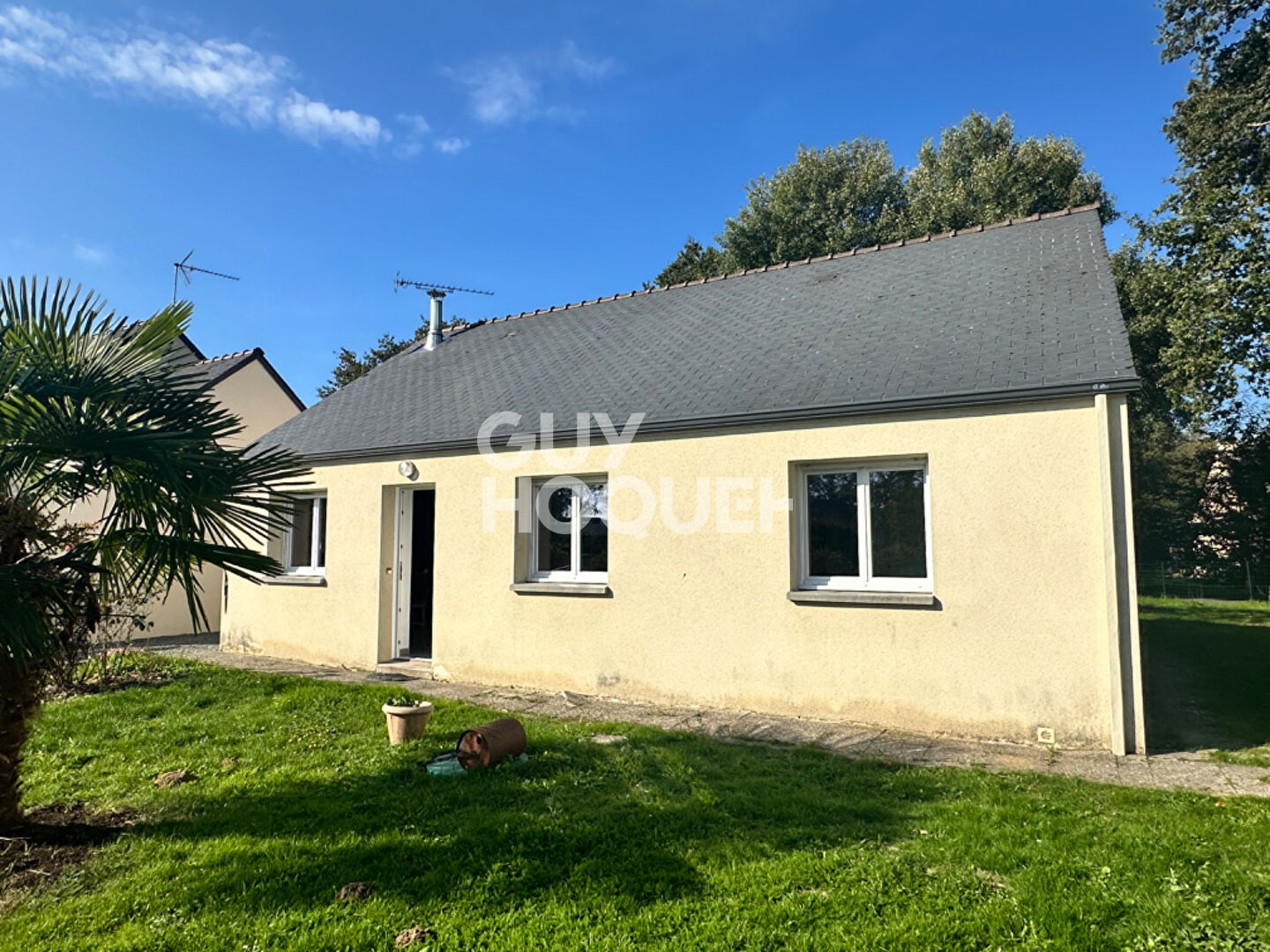 Maison de plain-pied récente, au calme, proche bourg et commodités