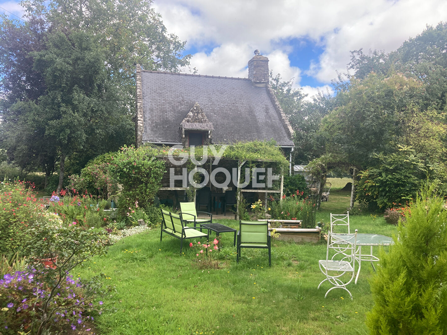 BRANDIVY : maison T2 /T3 (32 m²) en vente