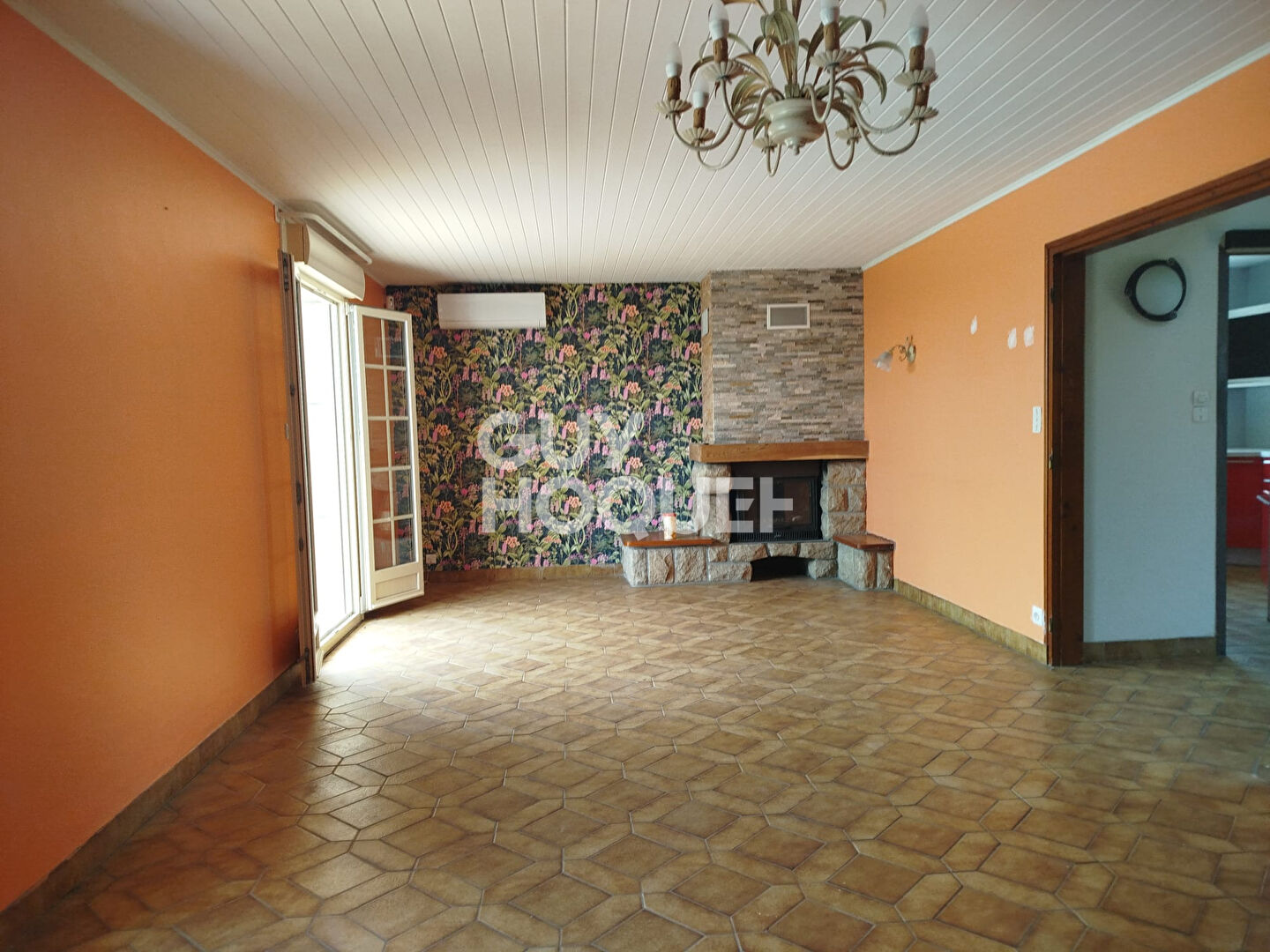 LE HEZO : Grande maison traditionnelle de 140 m² à vendre