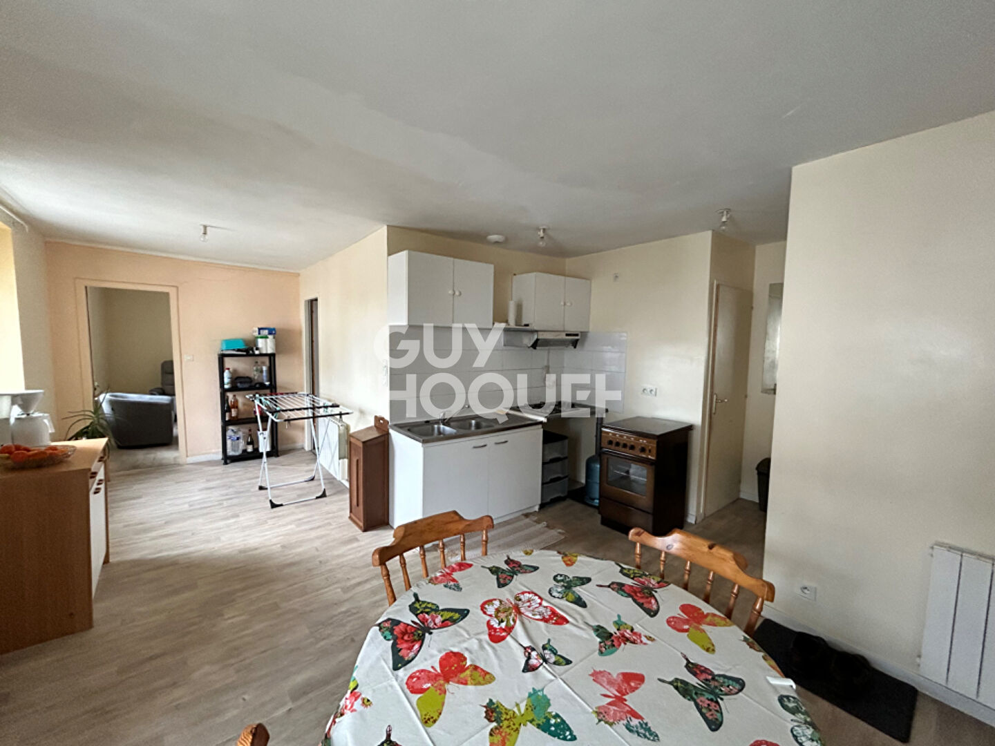 Immeuble à vendre à Moréac - local commercial et appart.4 pièces, 110 m²