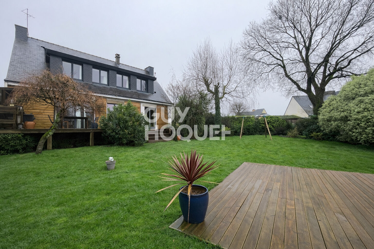 Maison dans le bourg Trefflean