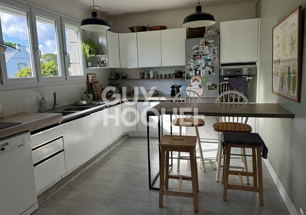 Maison à vendre à Plumergat - 5 pièces, 4 chambres, bon état