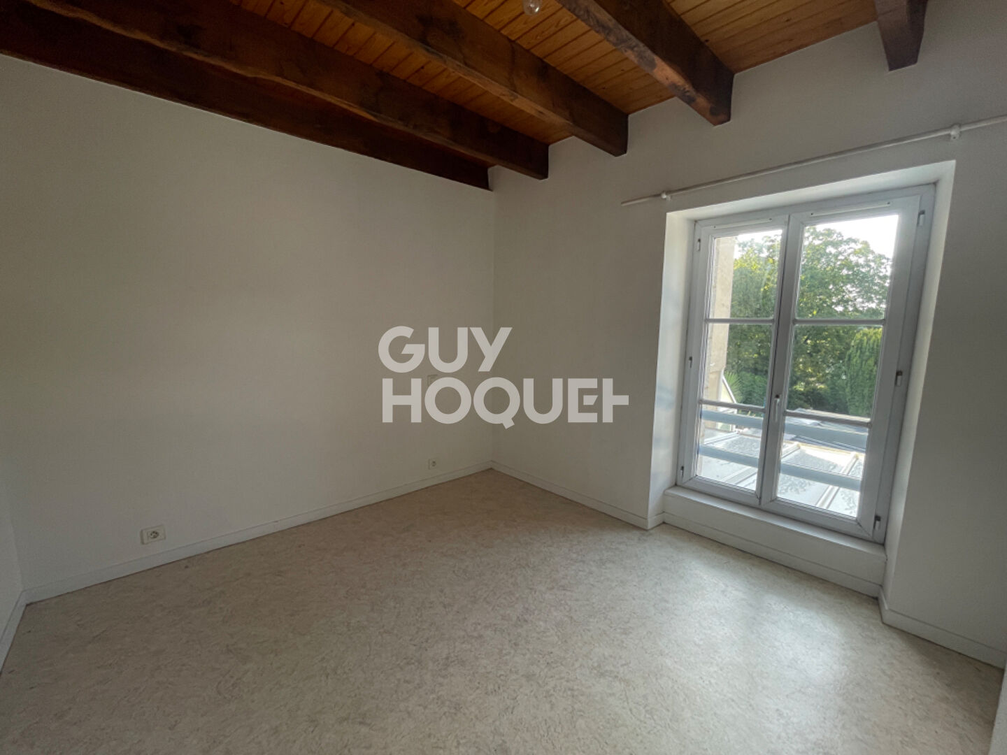 Maison en pierre à vendre dans le bourg de Plumelec